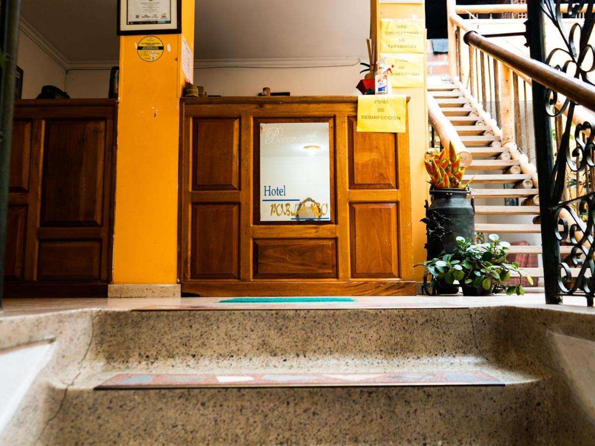 Hotel Poblanco By Rotamundos Фредония Экстерьер фото